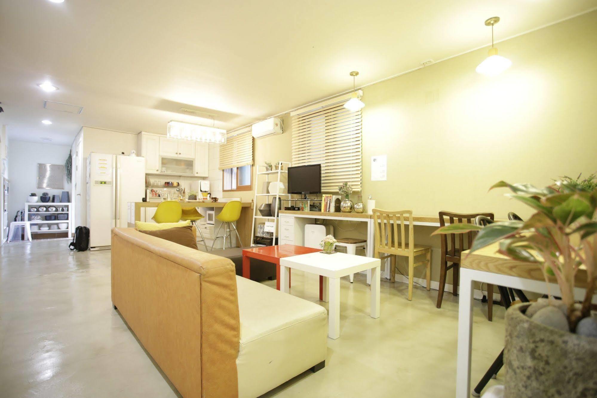 Guest house May
